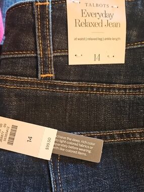 NEW NEVER WORN Talbots Dark Blue Everyday Relaxed Ankle Jean